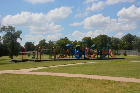 crosslin playground center wide