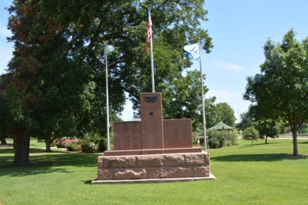 Government Springs N entrance monument close